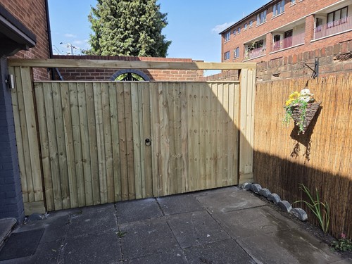Driveway gates wide x - ft,