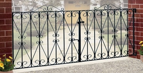 Regent scroll driveway gates - regent,