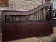 Hardwood Driveway Gates Manor