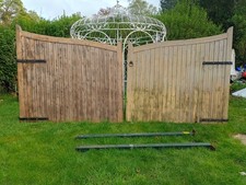 Driveway gates Wooden Swan