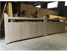 Wooden Driveway Gates Flat Top