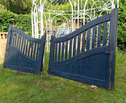 Driveway gates swan neck - neck,